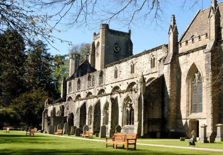 Dunkeld Cathedral Alamy Scaled Aspect Ratio 444x310