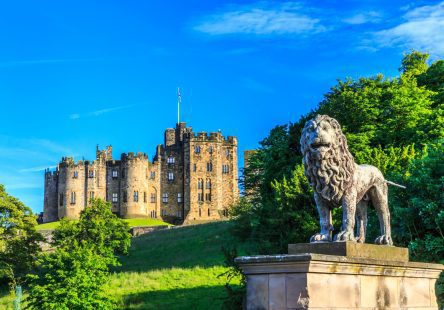 Alnwick Castle Shutterstock Scaled Aspect Ratio 444x310