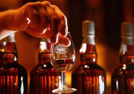 Whisky Tasting Aspect Ratio 444x310