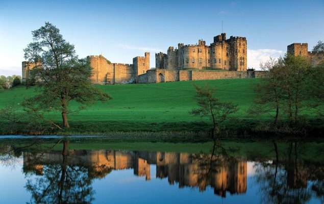 Alnwick Castle 3 Aspect Ratio 635x400